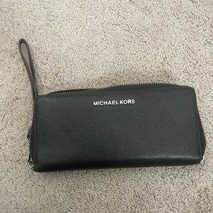 MK wallet/wristlet
